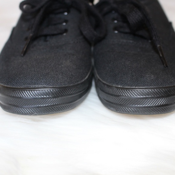 Keds, black canvas lace up sneakers - Picture 4 of 8